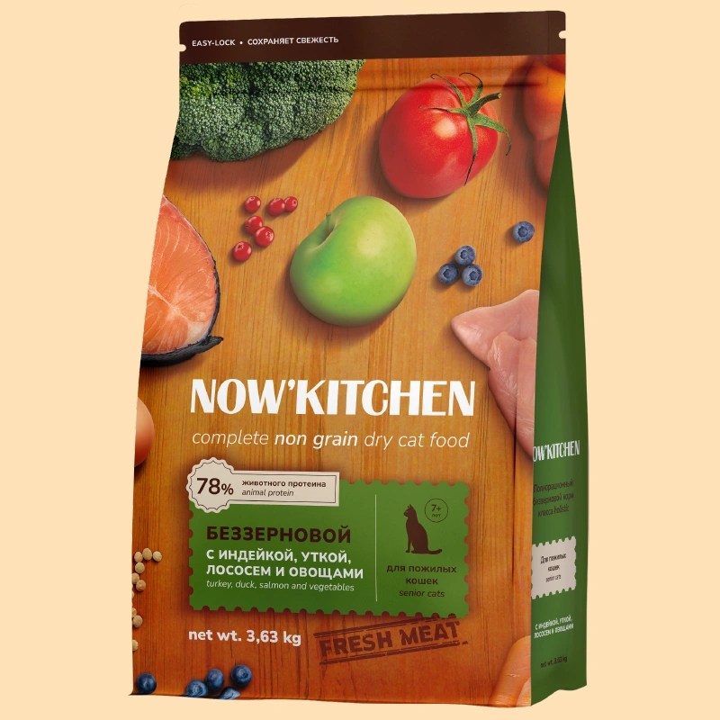 Сухой корм NOW'KITCHEN Fresh Senior для кошек старше 7 лет со свежей индейкой, уткой, лососем, 3.36 кг фото 1